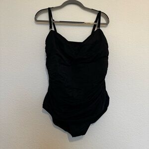 Classic One Piece Bathing Suit, Black, SZ 2X, fantastic Condition
